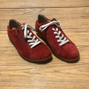Hartjes red top oblique zip red leather sneakers, lace up, 8.5